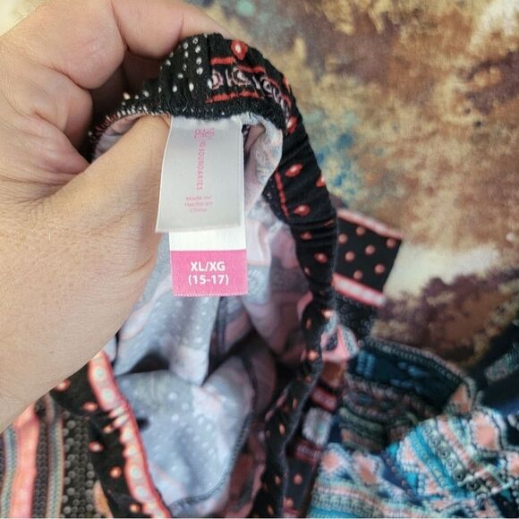 2 Pairs XL No Boundaries Women's Leggings Elephant & Floral 2 PAIRS - Picture 10 of 16